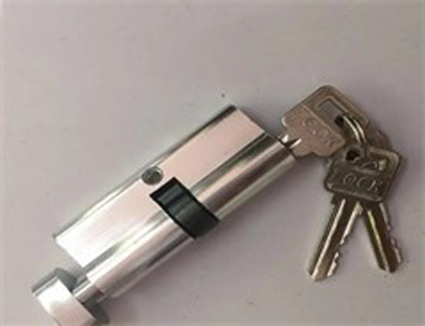 西城24小时上门开锁公司
